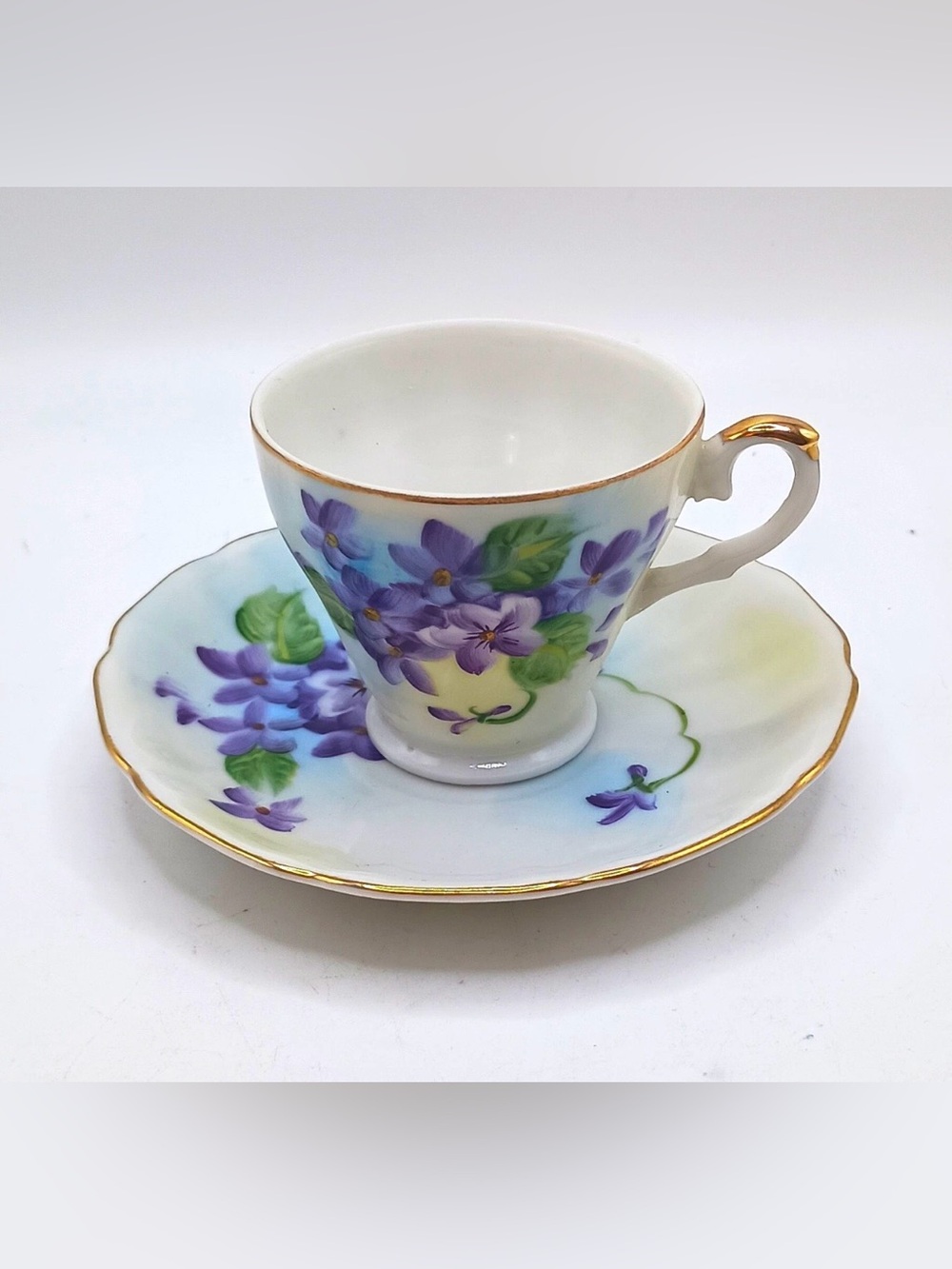 Vtg Porcelain Teacup Saucer Set Purple Violet Flowers Gold Trim PR-8K